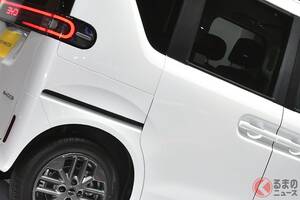 新型「軽ワゴン」世界初公開！ “26年度”発売でカクカクボディに「両側スライドドア」採用！ 「めちゃ広ッ車内」にする為の工夫も！ “元日産エンジニア”の担当者に聞いたBYD「ラッコ」の魅力とは？