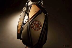 使いやすさとデザイン性を追求！ ヤマハ「新作キャディバッグ」の魅力とは？ オンラインストア限定モデルは「クラシックなカラー」に注目です