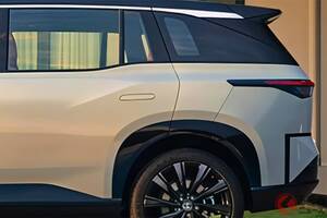 約224万円から！ トヨタ「新型SUV」がスゴイ！ “RAV4サイズ”のちょうどいいボディ＆「めちゃ広ッ車内空間」も魅力！ 1ヵ月半で「2万台以上」の注文殺到の「bZ3X」中国モデルの魅力とは？