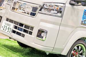 ダイハツ「“2階建て”軽トラ!?」実車公開！ “全長4m以下”で「4人」が寝られる？ “屋根”が違う2つの車中泊モデル「JPSTAR happy1」登場