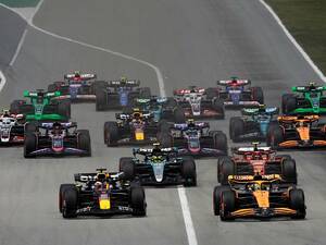 F1第10戦、フェルスタッペンが今季7勝目、ノリスとの一騎討ちを制す【スペインGP】