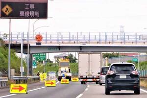 工事してないのに規制？ 高速道路の「謎区間」を徹底解明！ 73%が追突事故の背景、ドライバーが知らない安全確保を考える