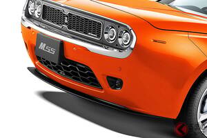 光岡「新型4ドアスポーツカー」登場！ 旧車デザイン×待望の「2リッターハイブリッド」も登場！ “匠”手作りボディ×丸目採用の「M55 1st エディション」 どんな人が予約した？