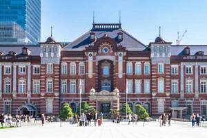赤レンガ駅舎は「価値失われた」 廃墟同然に破壊された東京駅「取り壊し危機」からなぜ復原に至ったのか？