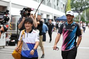 角田裕毅、苦しんだF1参戦初年度は「ガスリーのレベルでは戦えなかった」と吐露。支えになった元僚友は“ご近所さん”に