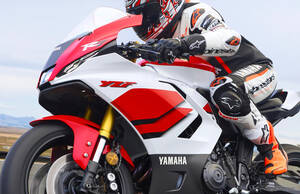 「もはやフルモデルチェンジ」ヤマハ『R7』の大幅進化に驚きの声！ 6軸IMU搭載にシャシー刷新、日本導入に期待高まる