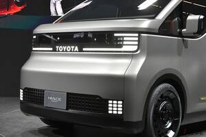 トヨタ「ハイエース コンセプト」は大人気の“はたらくクルマ”の未来を暗示？ サイズの異なるふたつのボディを公開！ デザインはよりスタイリッシュに