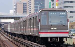 大阪メトロの「全列車」に車内防犯カメラを導入へ 設置完了はいつ？ 御堂筋線と中央線は先行