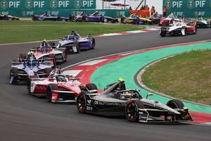 ギュンターがぶっちぎり優勝。終盤の大混戦でベルニュ2位掴みDSペンスキー1-2達成｜フォーミュラE上海E-Prix レース1