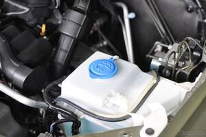 撥水タイプは混ぜるな危険？ 高機能ウォッシャー液の選び方と注意点～Weeklyメンテナンス～