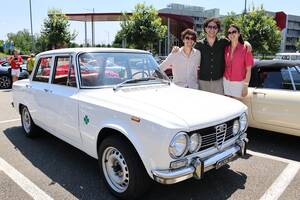 『イタリア発 大矢アキオ ロレンツォの今日もクルマでアンディアーモ！』第63回【Movie】──アルファ・ロメオ115周年祭リポート！ 若者アルフィスタは「年上」がお好き？