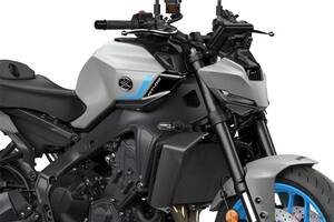 未来的なイメージで斬新な顔に!?　ヤマハ「MT-09」新色が好評　納車は年明け？