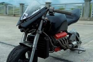 ヘルメットより小さい!?　V8エンジン44ccの手作りミニバイクがスゴすぎて世界が絶賛な件