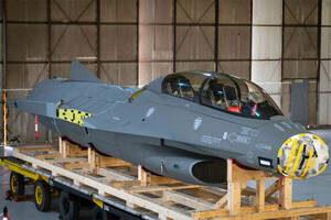 “超音速機ゼロ状態”南米の大国 中古購入したF-16を大幅強化へ！ 最新鋭型に近い性能になる!?