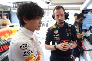 母国戦ハミルトンが最速で同郷ノリスを退ける。マクラーレンとフェラーリがトップ4独占……角田裕毅は走行せず｜F1イギリスGP FP1