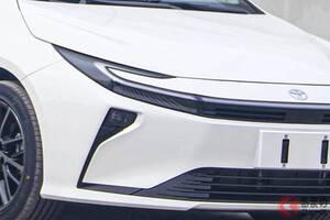 トヨタ新型「カローラ」まもなく登場へ！ 最新「サメ顔」採用で“ほぼプリウス”に!? ボディも“ちょっとロング”に？ 中国でマイナーチェンジ実施か