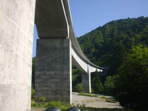 本州最凶の“分断国道”開通まで待てない!? 越すに越せぬ県境「八十里越」克服まもなく？ なんと開通前からスタンプラリー