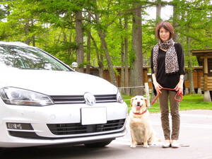 愛犬を連れて愛車で夏の海へ……はちょっと待て！　ワンコといく夏のドライブは注意点が盛りだくさんだった