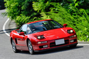 最初期型ワンオーナーのホンダ「NSX」に試乗！ これは間違いなく日本製スポーツカーの金字塔です【旧車ソムリエ】