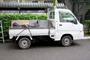 ランクルもびっくり！？ 最近「軽トラック」もパクられまくる根本理由