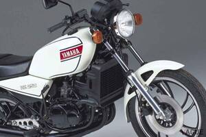 レプリカブームの火付け役 “2ストのヤマハ”が送り出した大人気軽量スポーツ「RZ250」ってどんなバイクだった？【昭和の名車】