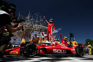 ホンダの快進撃止まず。パロウがロード・アメリカで僚友対決を制し今季6勝目／インディカー第9戦