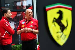 ついに始まったフェラーリ特有の情報操作。バスールは悪い流れを止められるか【F1チーム代表の現場事情】