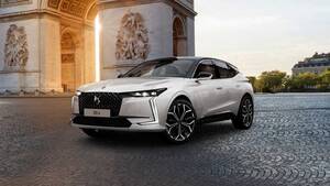DSオートモビル「DS4」 シャンゼリゼの美を表現した限定車 上質レザーが車内を彩る