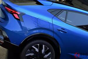 1.2リッターエンジン搭載で300馬力！ 最新「クーペSUV」がスゴイ！ 「ハリアー」サイズの流麗ボディ＆“個性的ライト”採用！ ハイパワーな「四駆仕様」も魅力のルノー「ラファール」欧州仕様って？