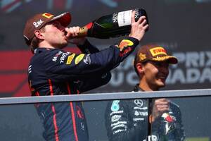 フェルスタッペンのメルセデス入り——F1史に残る“ビッグバン”が実現した場合のメリットとデメリットを考察