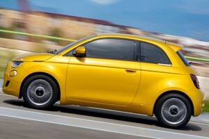 EV版と同じ新ボディで復活！　フィアット500 ハイブリッド（1）　期待のハードを概説