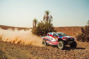 ダカールラリー2026、トーヨータイヤは世界王者チームと13連覇目指すTLCチームを支援