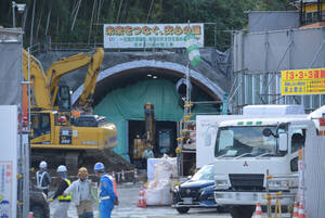 「小田急線沿いの幹線道路」今年度に4車線化完成！ 交わる新トンネルは「遅れます」 川崎市「整備プログラム」の進捗公表