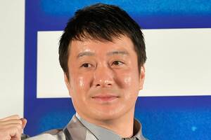 “極楽とんぼ”「加藤浩次」が「大人気SUV」を購入！ 「だいぶん前に予約した予約したやつが来た」と喜びの声！ カクカクボディの「本格モデル」とは
