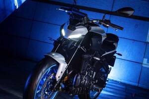 クラッチ操作不要の「Y-AMT」搭載モデルも用意！ 話題のヤマハ新型「MT-07」登場 販売店に寄せられる反響とは