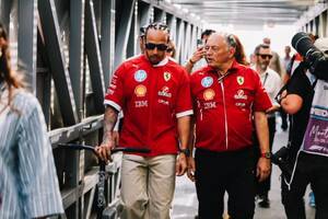 フェラーリがランキング2位浮上でもプレッシャーが解消されないバスール【F1チーム代表の現場事情】