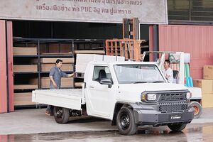 トヨタ、タイで新型ピックアップトラック「ハイラックスチャンプ」を発売　「IMVゼロ」の量産モデル
