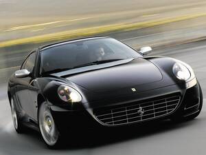 フェラーリ 612スカリエッティは、過去の栄光を継承しながら最新技術で走りを進化させた【スーパーカークロニクル・完全版／046】