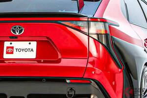 トヨタ新「“2人乗り”SUV」公開！ 400馬力超え＆迫力ワイドボディの「高性能」モデル！ 大型リアウィングもイイ“スポーティモデル”「bZ タイムアタック」米国に登場
