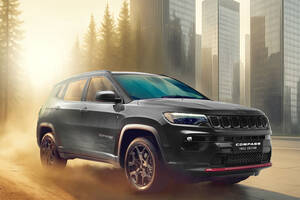 【ジープ】ブラック×グレーに赤のアレンジ 「コンパス」に100台限定の精悍な特別モデル