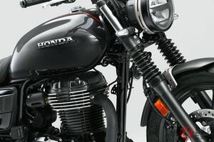 新車64万円！ ホンダが「超レトロ」な新ロードスポーツ発表！「極太タイヤ＆ストライプ」がカッコイイ！ 高級な「メッキ装飾」も採用した中型バイク「新GB350」発売へ！
