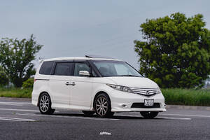 エリシオンのホイール装着画像で見るタイヤホイールデータ22選！