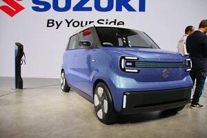 軽EV「Vision e-Sky」を世界初公開。スズキが描く「人々に寄り添う」モビリティの未来像【JMS2025】