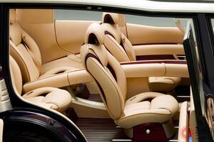 日産の「“3列6人乗り”高級SUV」に賛否両論!? 全席ファーストクラスの豪華内装×観音開きドアが斬新すぎた！ 米国で公開された「インフィニティ クラーザ」とは何だったのか？