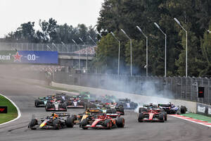 サインツがポール・トゥ・ウインで今季2勝目。角田裕毅はリタイアに終わる【決勝レポート／F1第20戦】