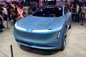 VW「これが新しいデザインです」　中国の若者向けEV初公開　"まばたき" ヘッドライト搭載