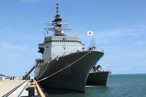 海自艦艇「米中対立の最前線」に外国艦艇として初寄港！ でもナゼ日本が…？ 考えられる理由とは