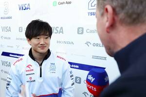 初の中国GPに臨む角田裕毅。手強い週末を予想も「自信はある。Q3進出と入賞を狙いたい」／F1第5戦