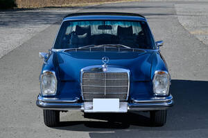 「Sクラス」の始祖メルセデス・ベンツ「280SEL」に試乗！ ドライバーズカーとしても優秀な古典的様式美の世界とは【旧車ソムリエ】