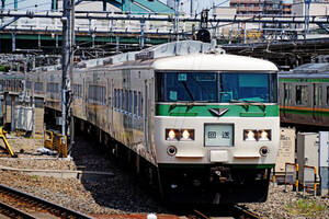 引退した後も臨時で走りまくっていた「最後の国鉄形特急電車」はどこへ？ 姿を見せなくなったワケ